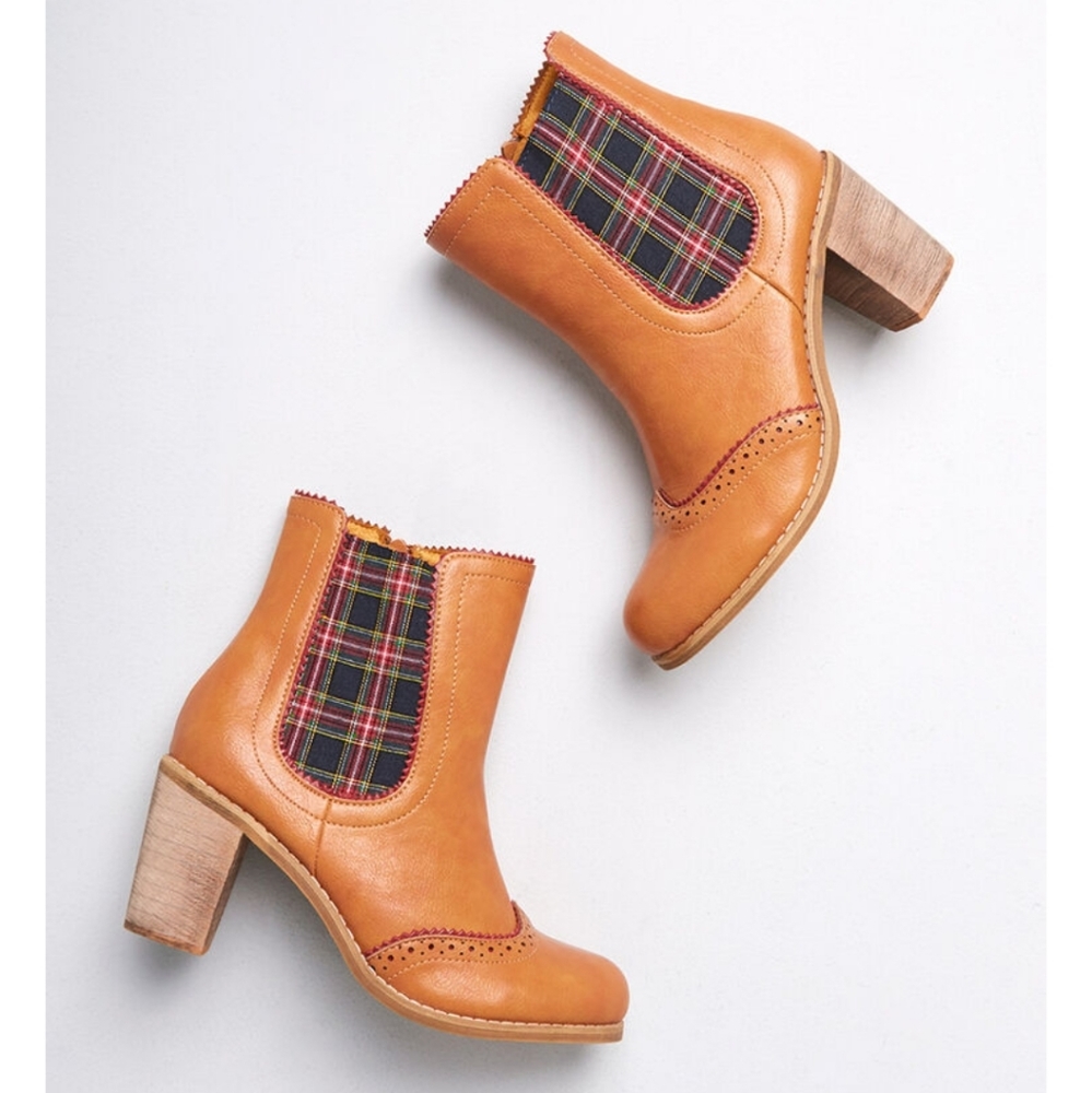 NEW Mixed Signals Ankle Boot